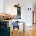 Apartment Racjonalizacji Business With Parking By Rentujemy *